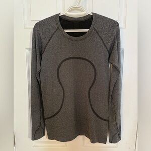 Gray Lululemon Swiftly Tech Long Sleeve Shirt hip length size 8 NWOT